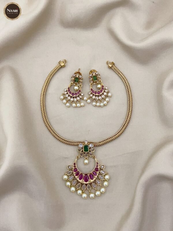 Stone & Pearl Addigai