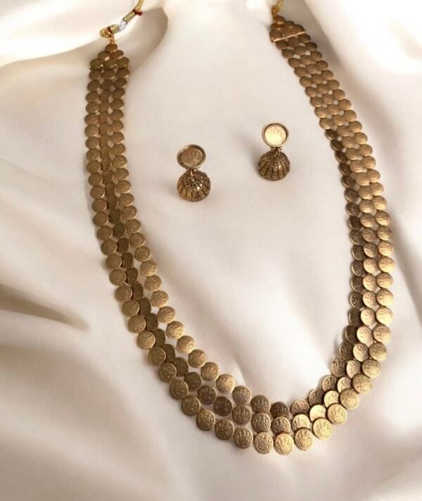 Traditional fusion coin Haram set