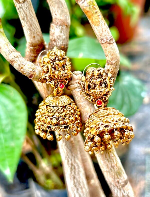 Premium Nagas Jhumka