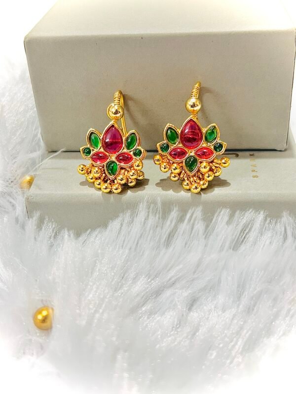 Trending Lotus Bugadi