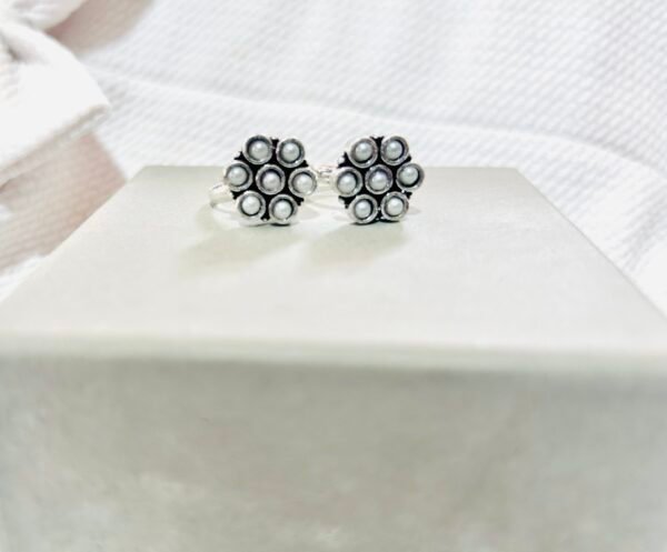 White Pearl Flower Minchi- Adjustable Toe Ring