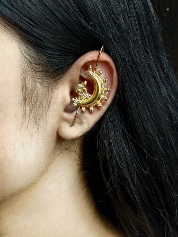 Chandra Mukhi Gold Plated Earcuf