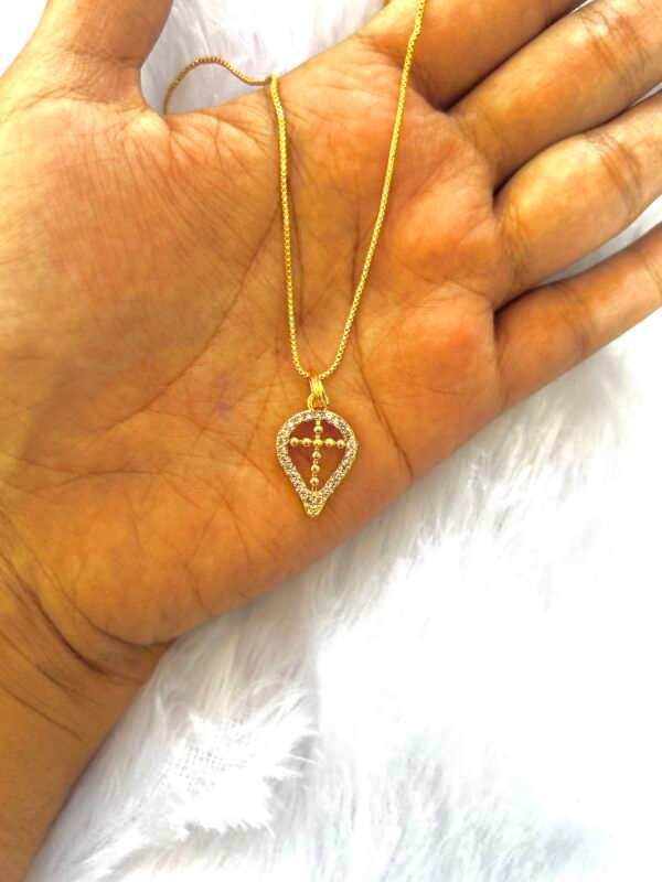 Gold Plated Diamond Thali-Minnu