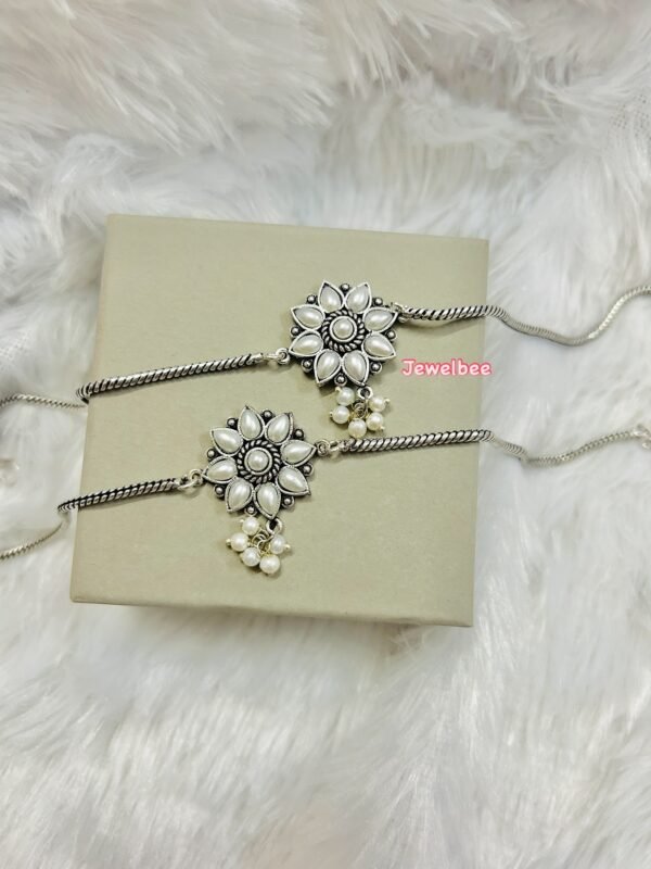 Flower Anklet with Pearls - Pearl Anklet