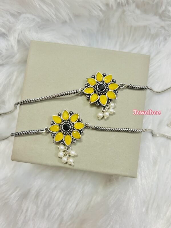 Flower Anklet with Pearls -Yellow Anklet