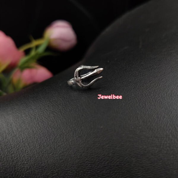Silver Plated Trishul Press On Nosepin