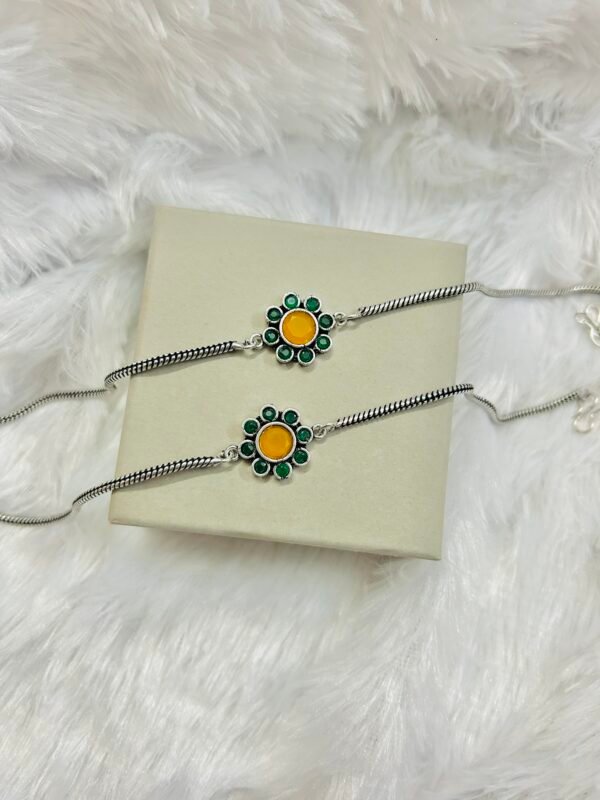 Small Flower Anklets-Yellow & Green Stone Anklet