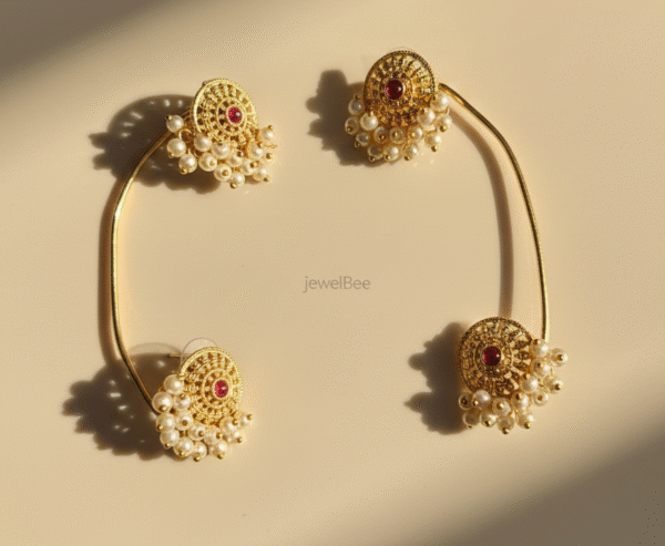 Traditional Mallika Earcuff with clustered pearl