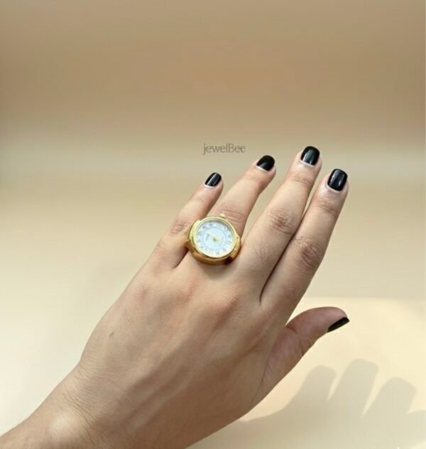 Statement Finger Ring Watch